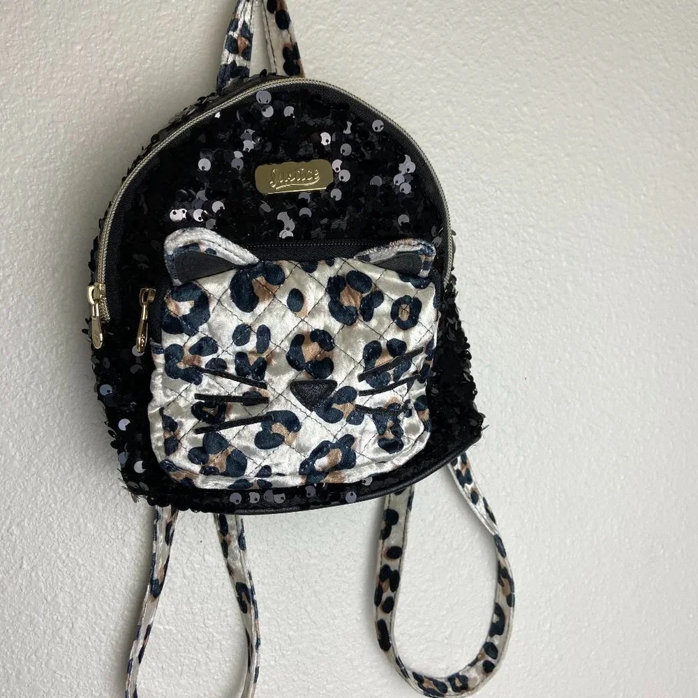 Justice mini sequin cat backpack Like new